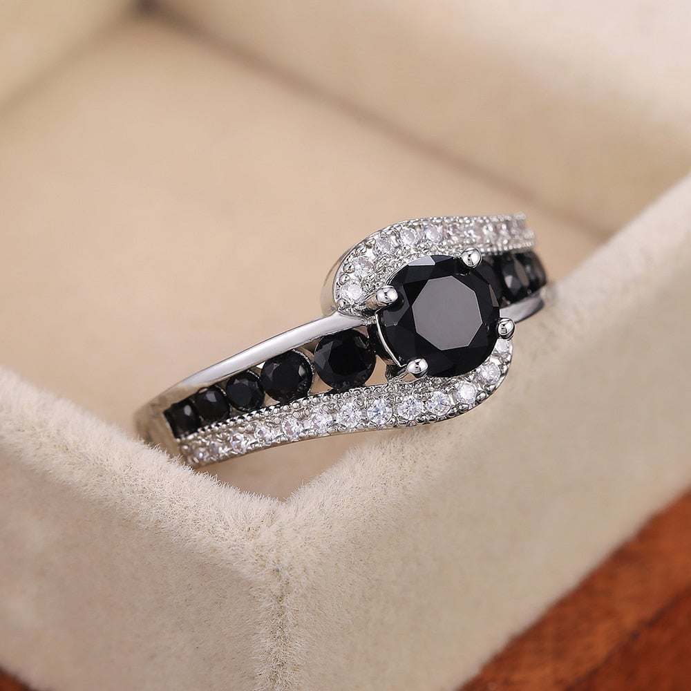 "Black Velvet" Women's Black Spinel Ring